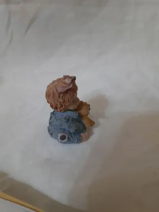 3 statuette bambine in ceramica e porcellana