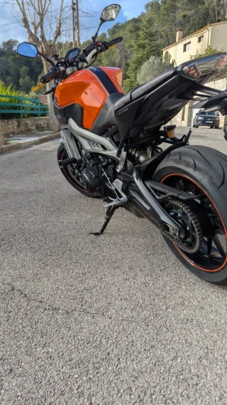 Yamaha mt09 V1