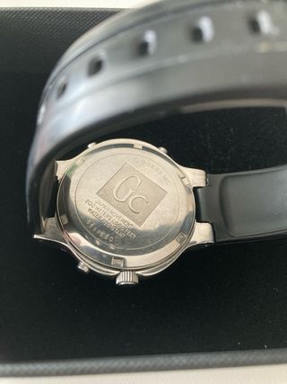 Reloj Guess Collection Cronógrafo, 38 mm.