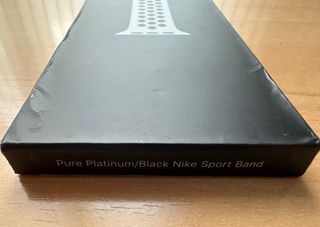 Apple Watch X Nike 41mm. Pure Platinum/Black Band