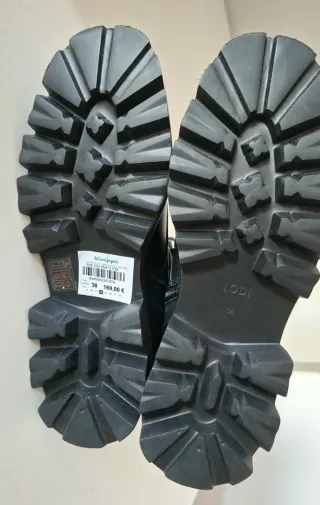 Botines de mujer A-VIS5680 de LODI en piel. T. 38