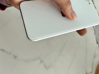 iPhone SE 2da Gen Negro/Plata