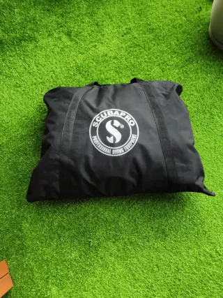 TRAJE SECO  TRILAMINADO DE BUCEO SCUBAPRO