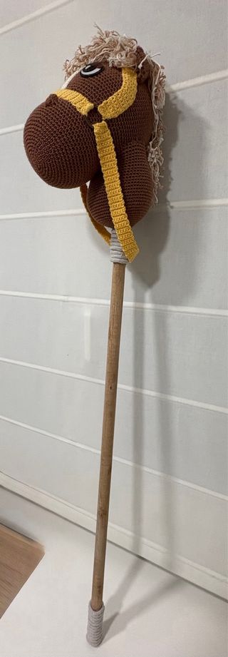 Caballito de palo amigurumi crochet