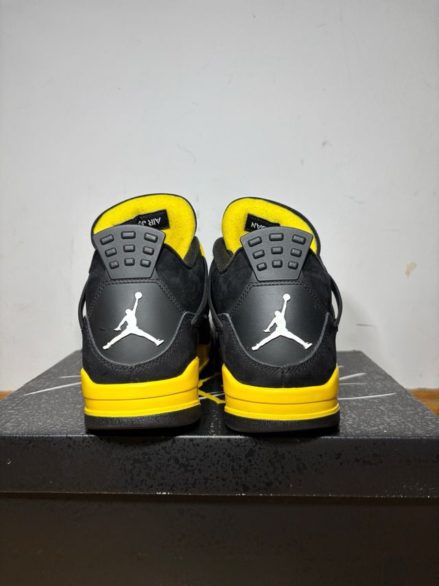 Jordan 4 Thunder Yellow