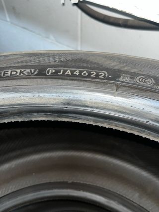 4 Neumáticos Yokohama Advan 295/35/21