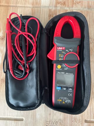 Pinza Amperimétrica UNI-T UT216C