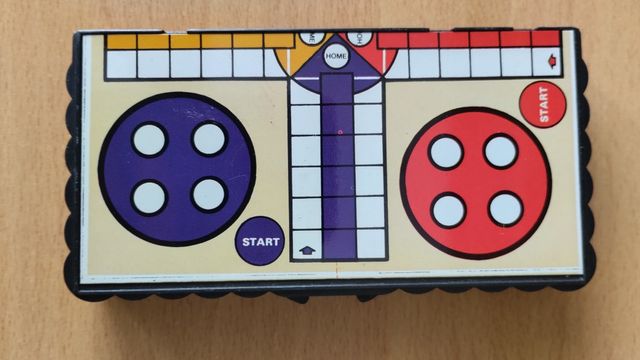 Juego Ajedrez y Parchís Magnético Plegable