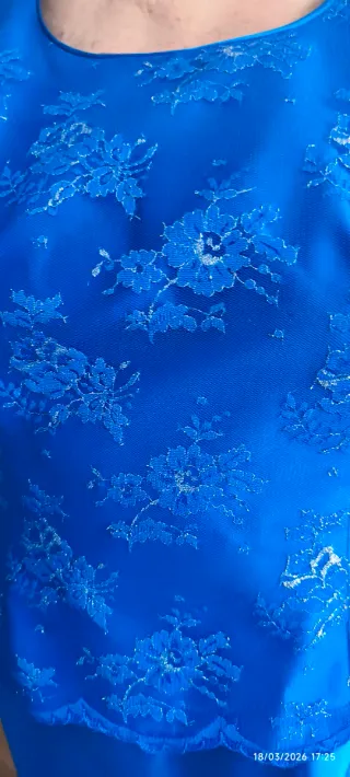 Traje de fiesta azul hecho a medida