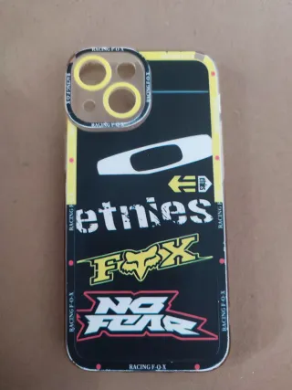 Capa Fox preta e amarela