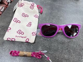 Gafas de sol infantiles rosas