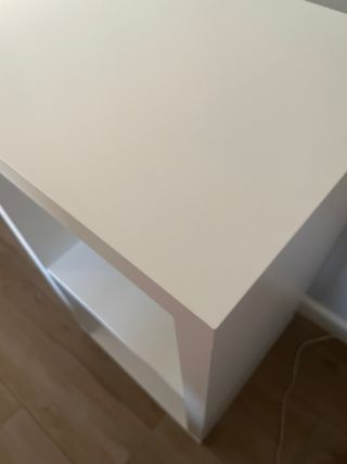 Escritorio blanco. Ikea Mod Kallax. Buen estado