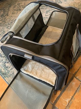 Transportín para gato o perro con ruedas