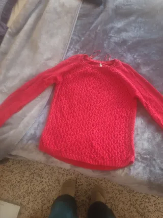 Jersey rojo punto medio tiempo