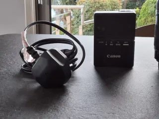 Canon EOS 7D + EFS 18-135mm IS