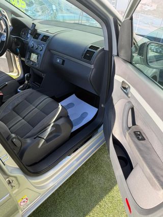 Volkswagen Touran 1.6 TDI 105cv DSG Edition Buemotion Tech