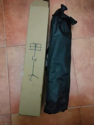 Atril de música New Bee MS21