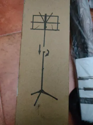 Atril de música New Bee MS21