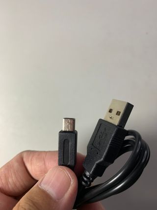 Cable USB 1.2m para Nintendo DSi/3DS/2DS XL