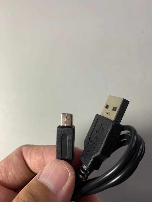 Cable USB 1.2m para Nintendo DSi/3DS/2DS XL