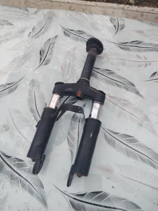 Suspensión patinete electrónico Xiaomi.