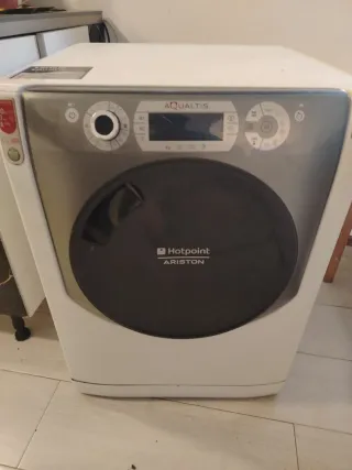 Lavadora Secadora Hotpoint Aqualtis
