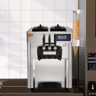 Máquina de Helados Comercial, Rendimiento de 18-28 L/H, 1650W Fabricador de Helados Suaves de 3 Sabores de Encimera, 2 x Cilindro de Acero Inoxidable de 5.5L, Panel LED de Limpieza Automática Pre-...