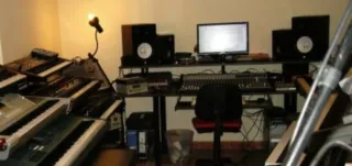 Yamaha HS80M Monitores de Estudio