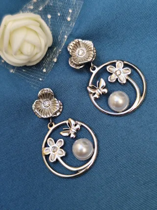 Pendientes Acero Inoxidable Flor Mariposa Perla
