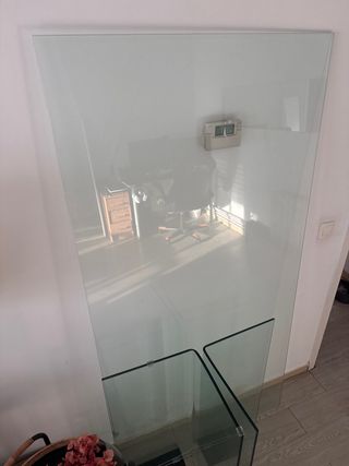 Mesa de cristal moderna