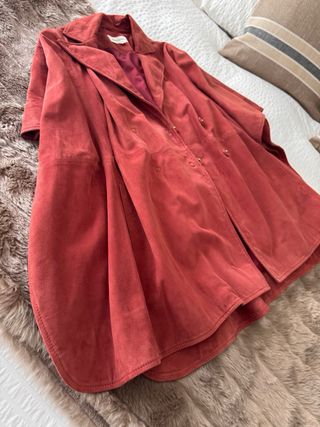 Capa de ante color teja Pedro del Hierro