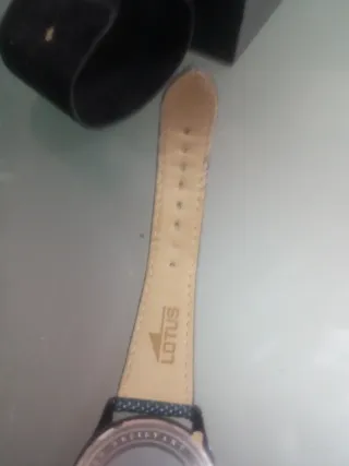 Reloj Lotus Hombre Azul y Dorado