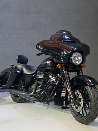 Harley Davidson Street Glide Special
