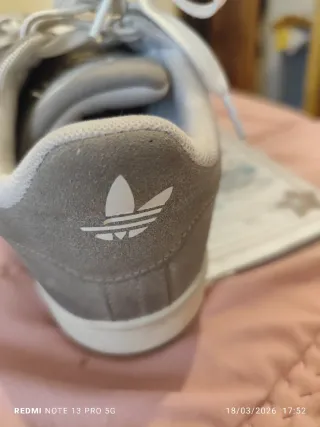 Zapatillas Adidas Campus Grises y Blancas