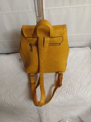 Bolso amarillo