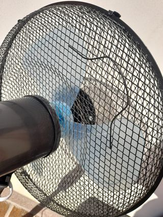 Ventilatore a Piantana Beper 35W – Altezza Regolab