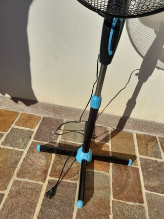 Ventilatore a Piantana Beper 35W – Altezza Regolab