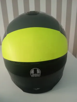 Casco Moto AGV Negro y Amarillo