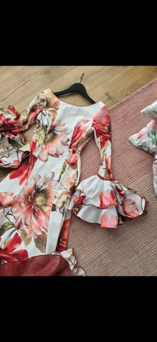 Traje de flamenca estampado floral