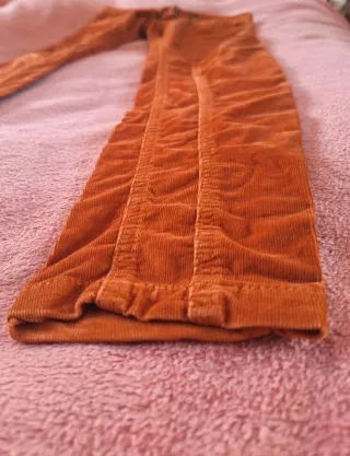 Pantaloni velluto Zara arancioni S/M + maglione