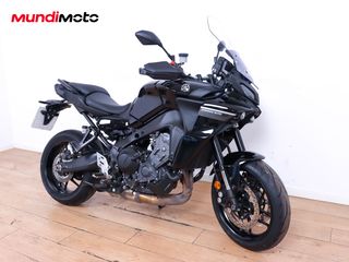 YAMAHA TRACER 9