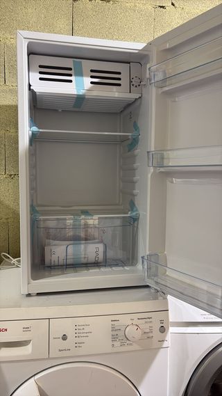 Nevera Radiola 85x55 cm nueva con tara