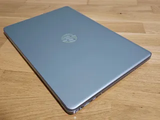 HP 250 G8 i5 16GB 512GB W11