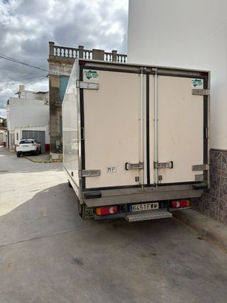 Nissan Cabstar 2007