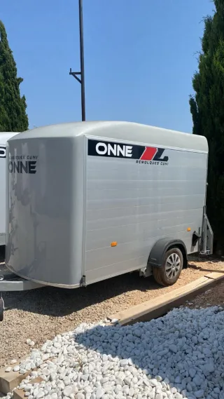 remolque cuni L 2024