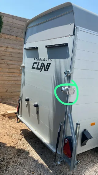 remolque cuni L 2024