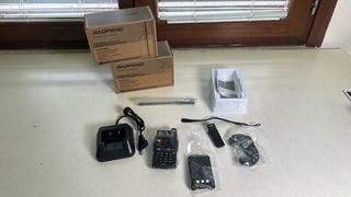 2 Radio Walkie Talkie Baofeng UV-5R