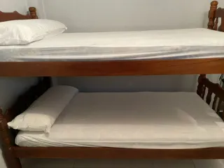 Cama literas superpuestas madera 190 cms.
