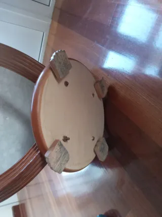 Tavolino rotondo in legno e marmo