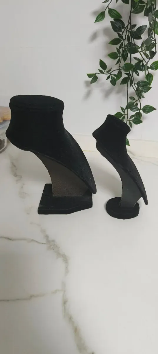 Bustos expositores collares